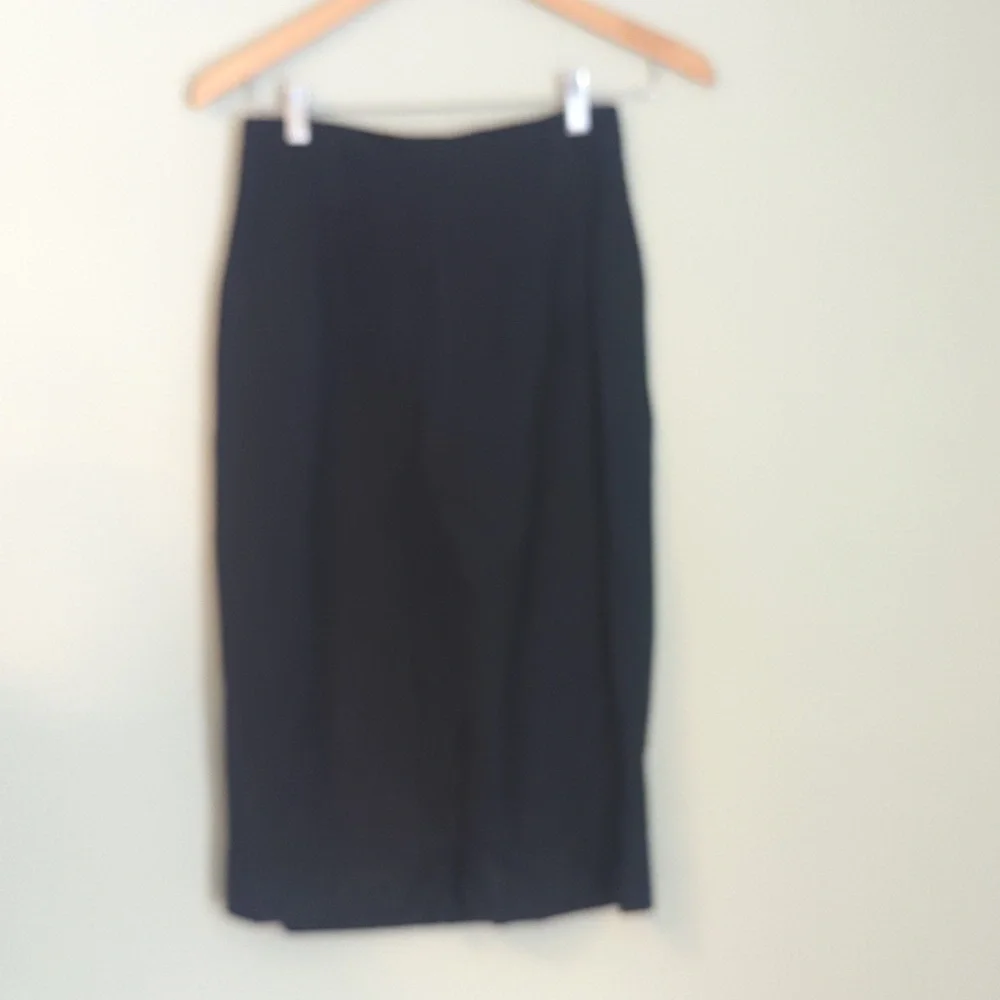 Mondi Black and Cream‎ Geometric Skirt Suit, EU 36